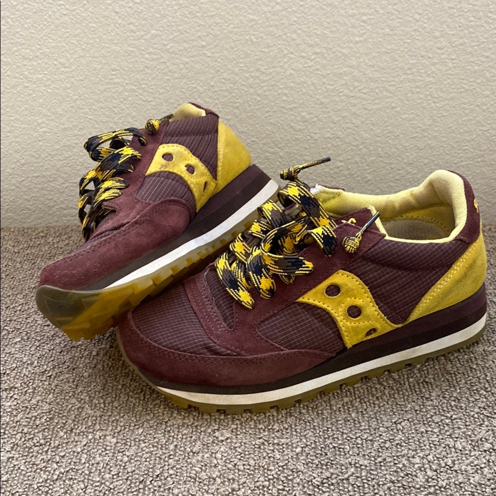 Saucony Jazz Triple Women's Sneakers in Burgundy and Yellow